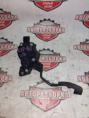 Педаль газа TOYOTA VITZ 2008