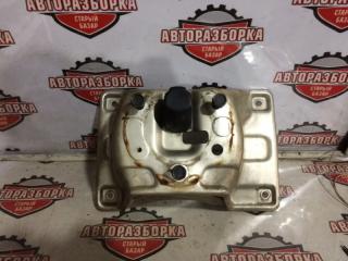 Запчасть крепление запасного колеса ISUZU BIGHORN 1994