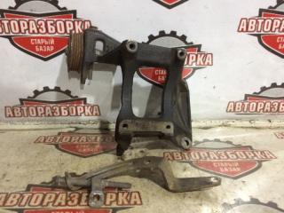 Крепление компрессора кондиционера TOYOTA CROWN