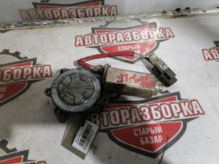 Фото запчасти мотор стеклоподьемника задний правый ISUZU GEMINI 1987 Б/У запчасть Запчасть мотор стеклоподьемника задний правый ISUZU GEMINI 1987