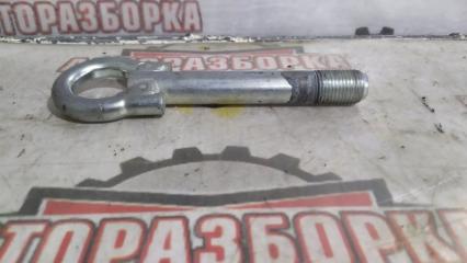 Крюк буксировочный
