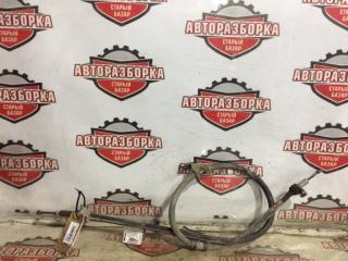 Трос ручника правый TOYOTA CROWN 2004