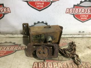 Крепление запасного колеса заднее NISSAN ATLAS 1994