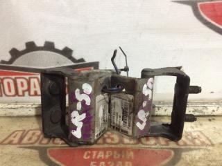 Петля двери багажника NISSAN TERRANO