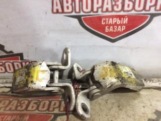 Запчасть петля двери передняя левая TOYOTA MARK II