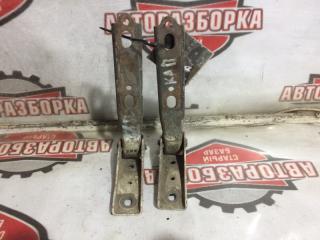 Фото запчасти петля капота HONDA ACCORD Б/У запчасть Запчасть петля капота HONDA ACCORD