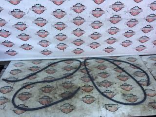 Уплотнитель двери TOYOTA HIACE 2001 контрактная Уплотнитель двери TOYOTA HIACE 2001