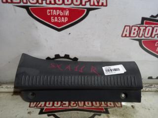 Порожек задний правый TOYOTA RAV4 Б/У Порожек задний правый TOYOTA RAV4