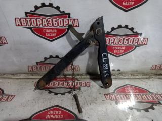 Фиксатор кабины NISSAN DIESEL 1992