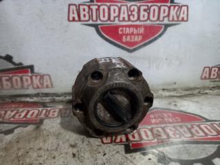 Локи передние правые NISSAN ATLAS 1991