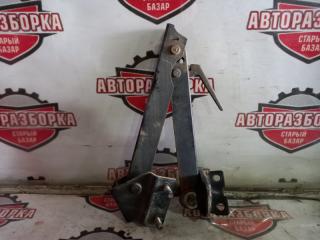 Фиксатор кабины NISSAN DIESEL CONDOR 1999