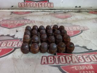 Гайка на колесо передняя правая TOYOTA HIACE 1994