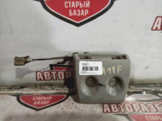 Запчасть плафон передний NISSAN PRAIRIE 1990