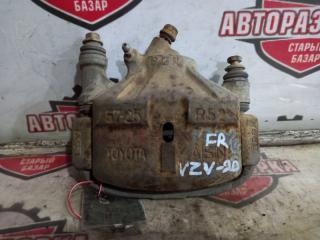 СУППОРТ ТОРМОЗНОЙ передний правый TOYOTA CAMRY PROMINENT 1989