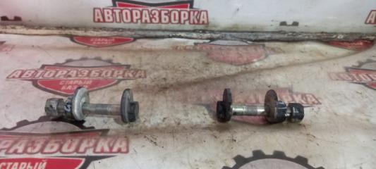 Болт эксцентрик задний TOYOTA MARK X 2005