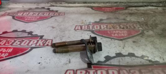 Болт стартера NISSAN GLORIA 2000