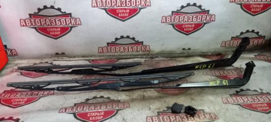 Запчасть дворник передний TOYOTA IST 2007
