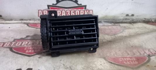 Решетка вентиляционная правая NISSAN X-TRAIL 2002