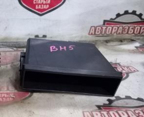 Фото запчасти бардачок SUBARU LEGACY 1999 контрактная запчасть Запчасть бардачок SUBARU LEGACY 1999