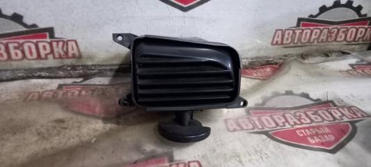 Решетка вентиляционная правая SUBARU LEGACY 1999