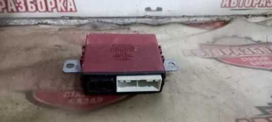 Блок управления дверьми TOYOTA CROWN 2000