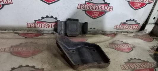 Чашка рессоры задняя левая NISSAN ATLAS 2002