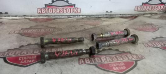 БОЛТ ТОРСИОНА MITSUBISHI PAJERO