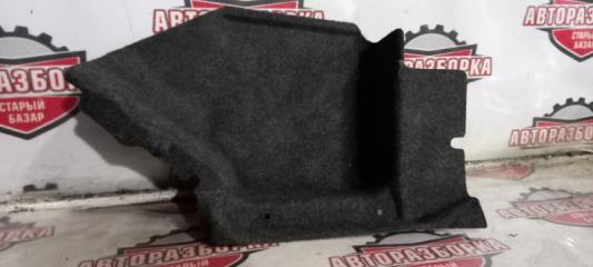 Обшивка салона правая NISSAN ELGRAND 2000