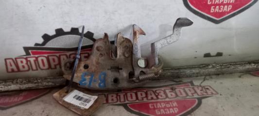 Замок капота NISSAN SUNNY