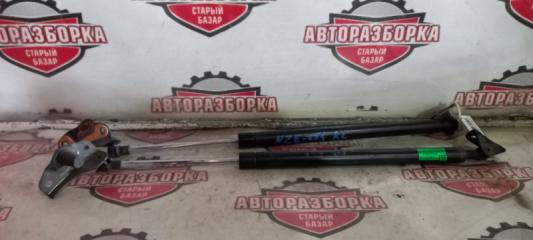 Амортизатор двери багажника задний TOYOTA COROLLA RUMION 2010