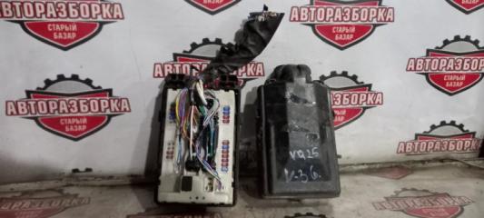 Запчасть блок предохранителей NISSAN SKYLINE