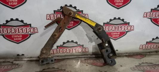 Фиксатор кабины ISUZU ELF 1995