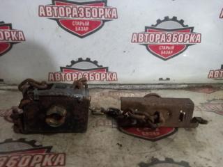 Крепление запасного колеса переднее TOYOTA TOYOACE 1991