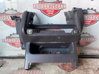 Запчасть консоль магнитофона NISSAN TERRANO 1997