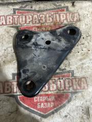 КРЕПЛЕНИЕ РЫЧАГА левое SUBARU FORESTER 2009