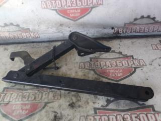 Фиксатор кабины MITSUBISHI FUSO CANTER 1987