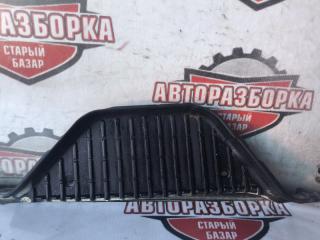 Запчасть подножка левая MITSUBISHI DELICA 1997