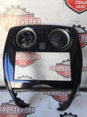 Консоль магнитофона NISSAN NOTE