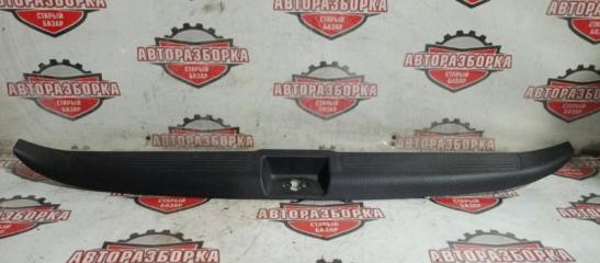 Накладка замка багажника HONDA FREED 2020