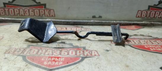 КРЕПЛЕНИЕ АККУМУЛЯТОРА TOYOTA LITE ACE 2002