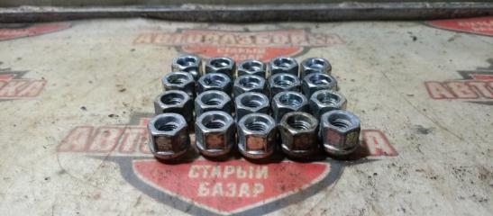 Гайка на колесо HONDA FREED+ 2020