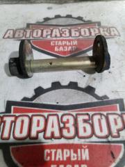 Болт эксцентрик TOYOTA HIACE 1987