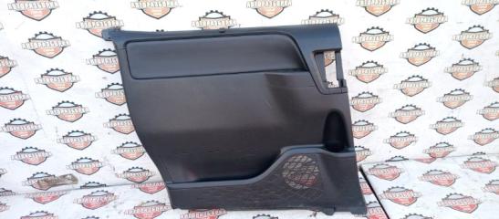 Обшивка дверей задняя левая TOYOTA VOXY 2021