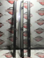 Накладка 5-й двери передняя левая NISSAN TERRANO 1996