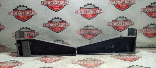 КРЕПЛЕНИЕ ТОПЛИВНОГО БАКА MITSUBISHI CANTER 1996