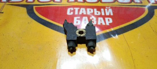 Запчасть переходник тормозных трубок NISSAN BLUEBIRD 1990