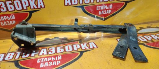 Фиксатор кабины NISSAN DIESEL 1996