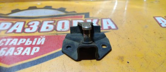 Петля замка багажника TOYOTA TOWN ACE 1997