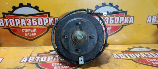 Ступица задняя левая NISSAN Primera 1991