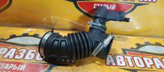 Патрубок воздушного фильтра NISSAN BLUEBIRD SYLPHY 2010